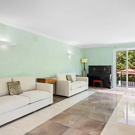 Pensión Reckina Havre De Paix Avec Piscine Et Jardin 4*