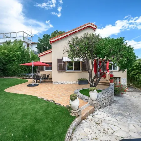 Reckina Havre De Paix Avec Piscine Et Jardin Pensión 4*