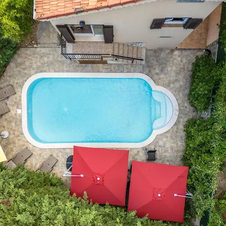 Reckina Havre De Paix Avec Piscine Et Jardin 4* Rocabruna